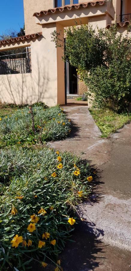 Monolocale Indipendente Con Giardino Apartment Nuoro  Exterior photo